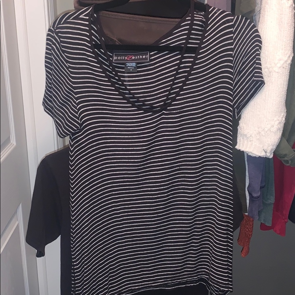 Black tee